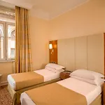 Triplyrooms Collection - Repubblica 3* Rome