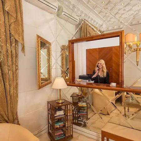 Vendégház Triplyrooms Collection - Repubblica 3*