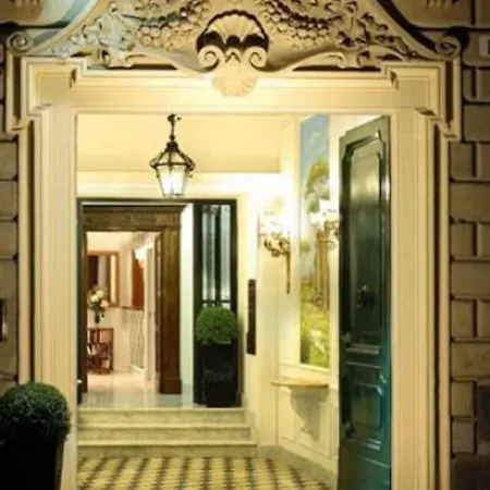 Opera Guest house 3*