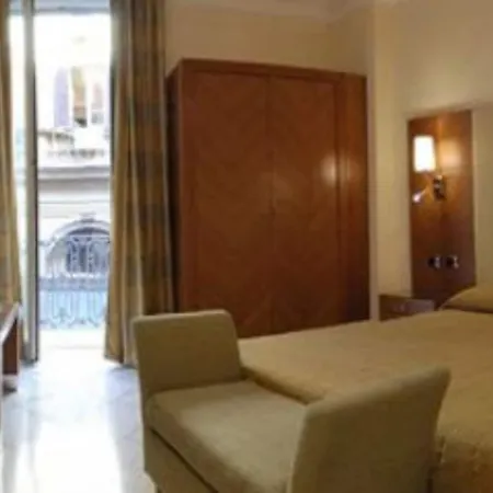 Opera 3* Rome
