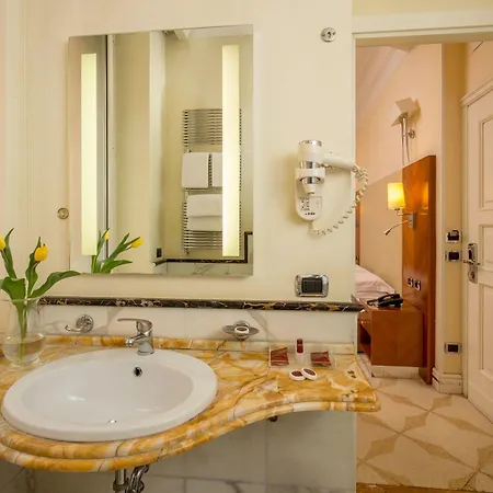 Opera 3* Rome
