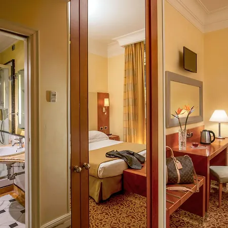 Opera Guest house